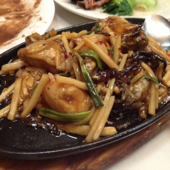 Happy Days - Spicy and sour sauce oyster with bamboo shoots and black fungus on Teppan - Seafood Near Me - Honolulu, Hawaii Happy Days - Spicy and sour sauce oyster with bamboo shoots and black fungus on Teppan - Seafood Near Me - Honolulu, Hawaii