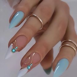 Lux Nails Lounge