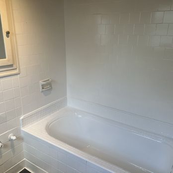White Tub Refinishing - Final result - spectacular! - Refinishing Services Near Me White Tub Refinishing - Final result - spectacular! - Refinishing Services Near Me
