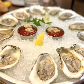 Del Mar Columbus - Massachusetts Oysters $4/each - Mediterranean Near Me - Columbus, Ohio Del Mar Columbus - Massachusetts Oysters $4/each - Mediterranean Near Me - Columbus, Ohio