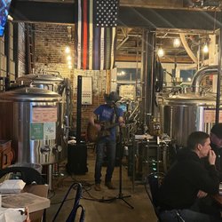 Loose Rail Brewing - Live music
