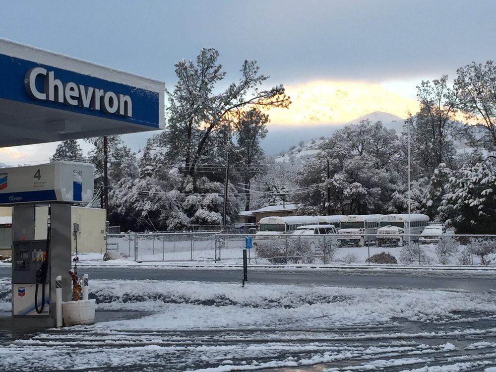 SIERRA MOUNTAIN CHEVRON Updated October 2024 13 Photos 6618