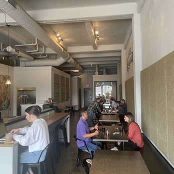 Dash Coffee Roasters - Inside - Coffee & Tea Near Me - Cedar Rapids, Iowa