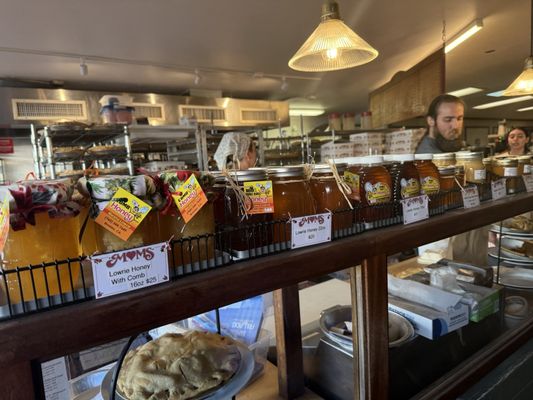 Mom's Pie House - Julian by null