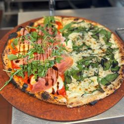 Sampas Pizza - Half Prosciutto half New York pizza