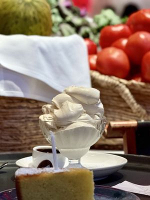 Avra Rockefeller Center by null