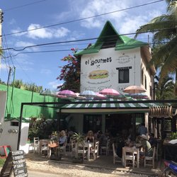 El Gourmet - The current location.