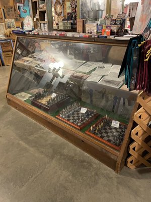 Falcon Rest Mansion & Gardens by null