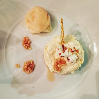 Spisekroken - Hardanger Apples Cheesecake - Scandinavian Near Me - Bergen, 12