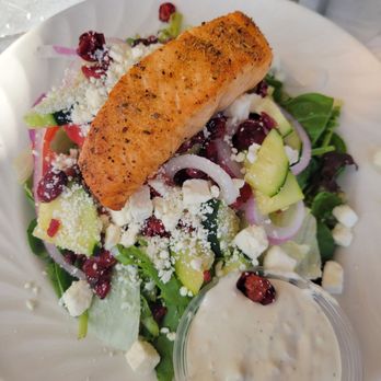 Next Door Pub - Lakeside salad with blue cheese dressing - Pizza Near Me - Lake Geneva, Wisconsin Next Door Pub - Lakeside salad with blue cheese dressing - Pizza Near Me - Lake Geneva, Wisconsin