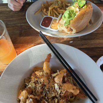 Rice Paper on 7th - Vietnamese Near Me - Phoenix, Arizona