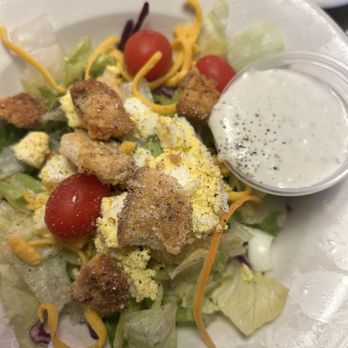 Texas Roadhouse - Fantastic house salad w blue cheese - Barbeque Near Me - Northlake, Texas Texas Roadhouse - Fantastic house salad w blue cheese - Barbeque Near Me - Northlake, Texas