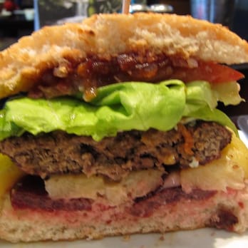 Gourmet Burger Kitchen - Kiwi Burger! - Burgers Near Me - London, XGL Gourmet Burger Kitchen - Kiwi Burger! - Burgers Near Me - London, XGL