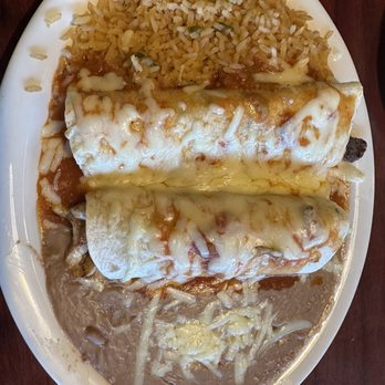 Los Magueyes - Burrito Locos with rice and beans - Mexican Near Me - Milledgeville, Georgia
