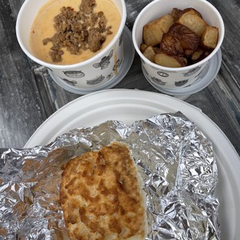 Biscuit Head - Biscuit & Pork Sausage Gravy, Home Fries - Cafes Near Me - Asheville, North Carolina Biscuit Head - Biscuit & Pork Sausage Gravy, Home Fries - Cafes Near Me - Asheville, North Carolina