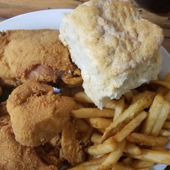 Farmhouse Restaurant - Delicious fried chicken - American Near Me - Branson, Missouri Farmhouse Restaurant - Delicious fried chicken - American Near Me - Branson, Missouri