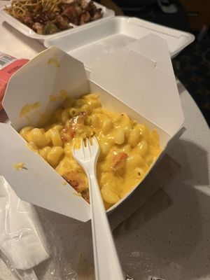 Mmmac N' Cheese by null