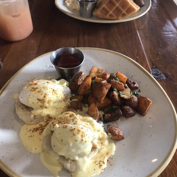 Hen Quarter - Southern Near Me - Alexandria, Virginia