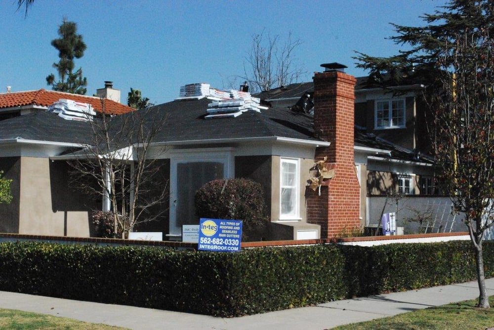 Slide of Integ Roof & Gutter