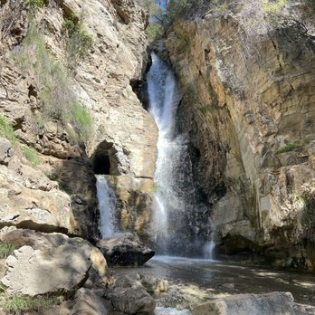 Black Star Canyon Trail - Blackstar Falls - Hiking Near Me - Orange, California