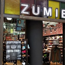 Zumiez - Zumiez Near Me - Portland, Oregon The best selection of shoes, t-shirts, skateboards, hats, snowboards, jackets, watches, backpacks and more