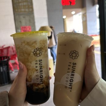 Sunright Tea Studio - U District - Bubble Tea Near Me - Seattle, Washington