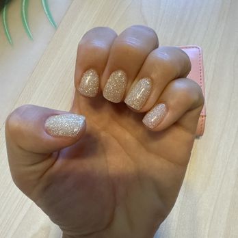 Hawaii Nails - Nail Salons Near Me - Honolulu, Hawaii Hawaii Nails - Nail Salons Near Me - Honolulu, Hawaii