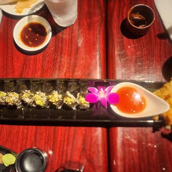 K’s Bistro - Soft shell Crab with dragon roll. - Sushi Bars Near Me - Costa Mesa, California K’s Bistro - Soft shell Crab with dragon roll. - Sushi Bars Near Me - Costa Mesa, California