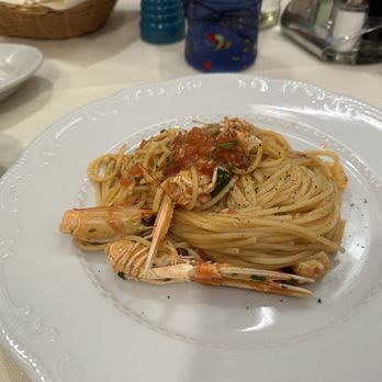 Trattoria alla Rivetta - Shrimp pasta - Trattorie Near Me - Venezia, VE