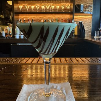 Wils Martini Lounge - Mintini - Bars Near Me - Chicago, Illinois Wils Martini Lounge - Mintini - Bars Near Me - Chicago, Illinois