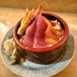 Izumi Sushi - Chirashi