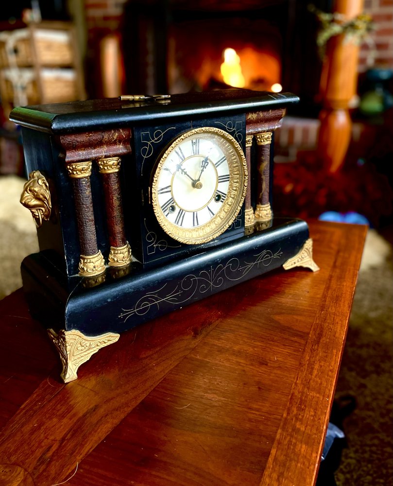 SIR KNICK KNACKS ESTATE SALES Updated September 2024 Elgin, Illinois Estate Liquidation