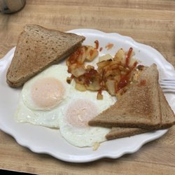 The Red Maple - Red Maple 2x eggs and whole wheat toast