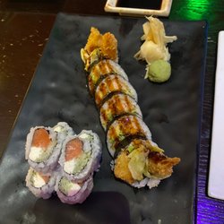 Kumo Sushi And Hibachi - Spicy Tuna Roll Philadelphia Roll