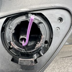 R&L Auto Body - Passenger side mirror completely damaged