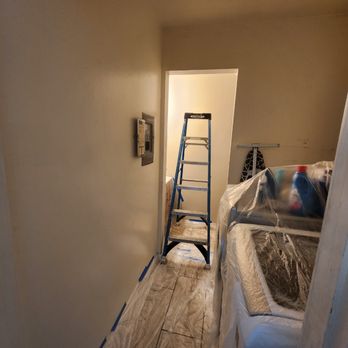 Perez & J Handyman - Electricians Near Me Perez & J Handyman - Electricians Near Me