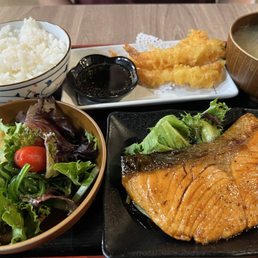 Salmon set Salmon set
