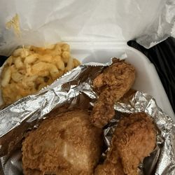 Gail's Soul Food - Fried chicken, Mac & cheese