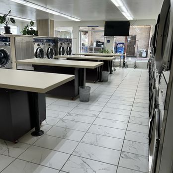Seacliff Beach Laundromat - new machines - Laundromat Near Me - Aptos, California Seacliff Beach Laundromat - new machines - Laundromat Near Me - Aptos, California