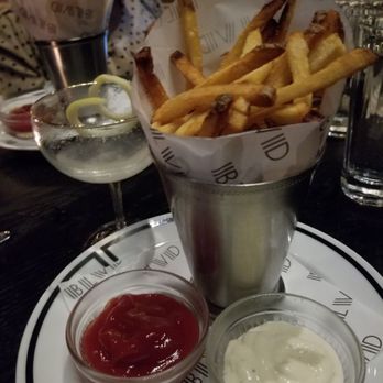 BLVD Steakhouse - Delicious Golden Fries - New American Near Me - Chicago, Illinois
