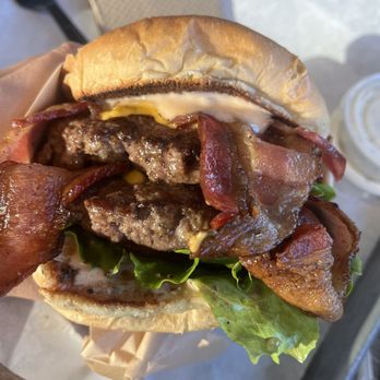 Apollo Restaurant - Narcissist burger - Burgers Near Me - Victorville, California Apollo Restaurant - Narcissist burger - Burgers Near Me - Victorville, California