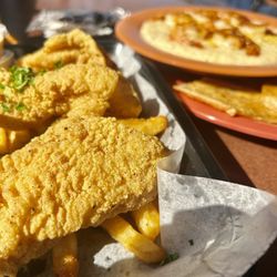Catfish Station - Catfish Snack and shrimp and grits