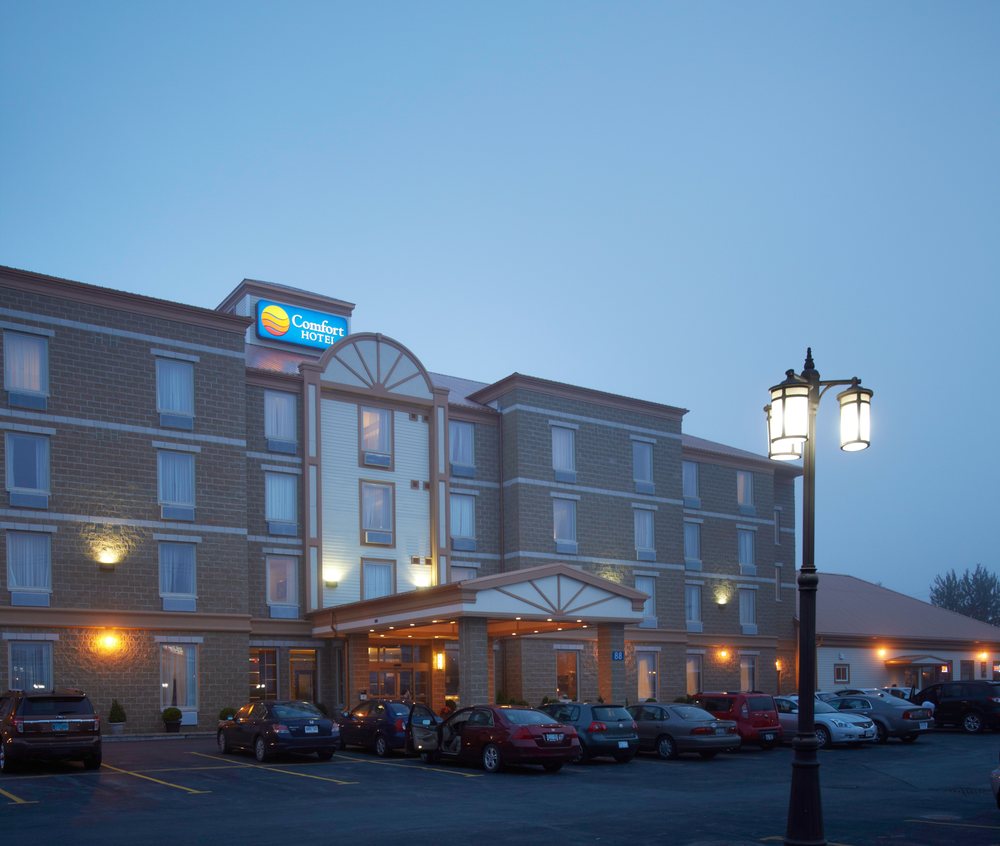 Comfort Hotel Bayer's Lake