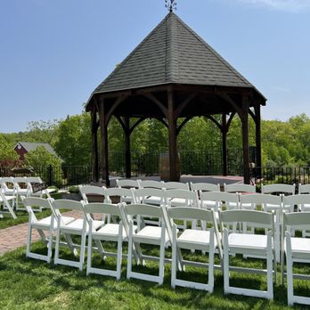 Zorvino Vineyards - Someone was getting married!!! - Wineries Near Me - Sandown, New Hampshire Zorvino Vineyards - Someone was getting married!!! - Wineries Near Me - Sandown, New Hampshire