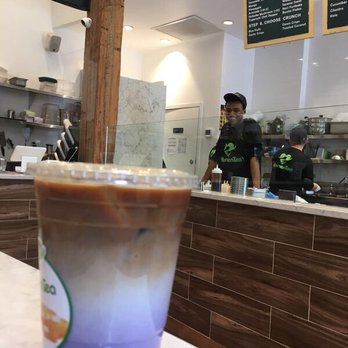 Momen Tea - Was exploring the city and found this place! Taro has always been my favourite type of flavor but this Taro Latte was the best Ive had! - Poke Near Me - New York, New York Momen Tea - Was exploring the city and found this place! Taro has always been my favourite type of flavor but this Taro Latte was the best Ive had! - Poke Near Me - New York, New York