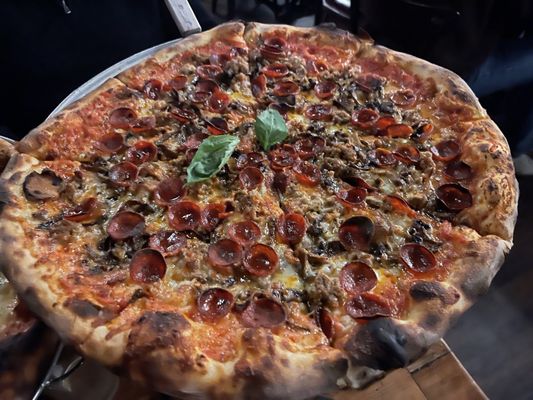 Deluca's Pizza by null