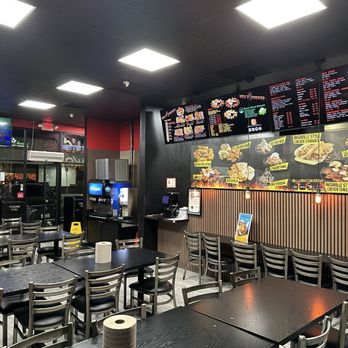 Hell’s Chicken - Indoor - Chicken Shop Near Me - Los Angeles, California Hell’s Chicken - Indoor - Chicken Shop Near Me - Los Angeles, California