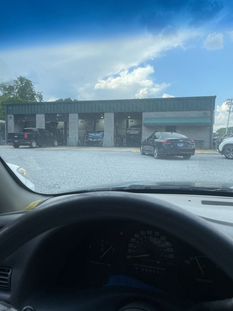 HOBBS & SONS GARAGE Updated October 2024 27 Reviews 1378 S Mount