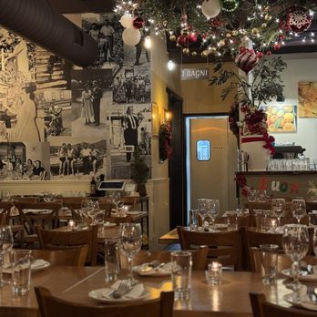 Luigino's Parmigiana - Christmas decor - Salad Near Me - Montclair, New Jersey