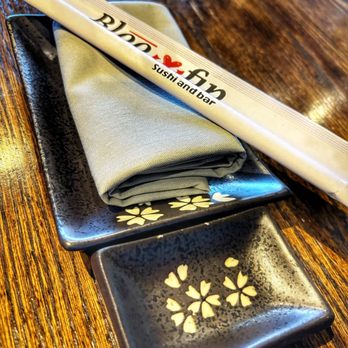 Blōōfin Sushi and Bar - Sushi Bars Near Me - Spring, Texas